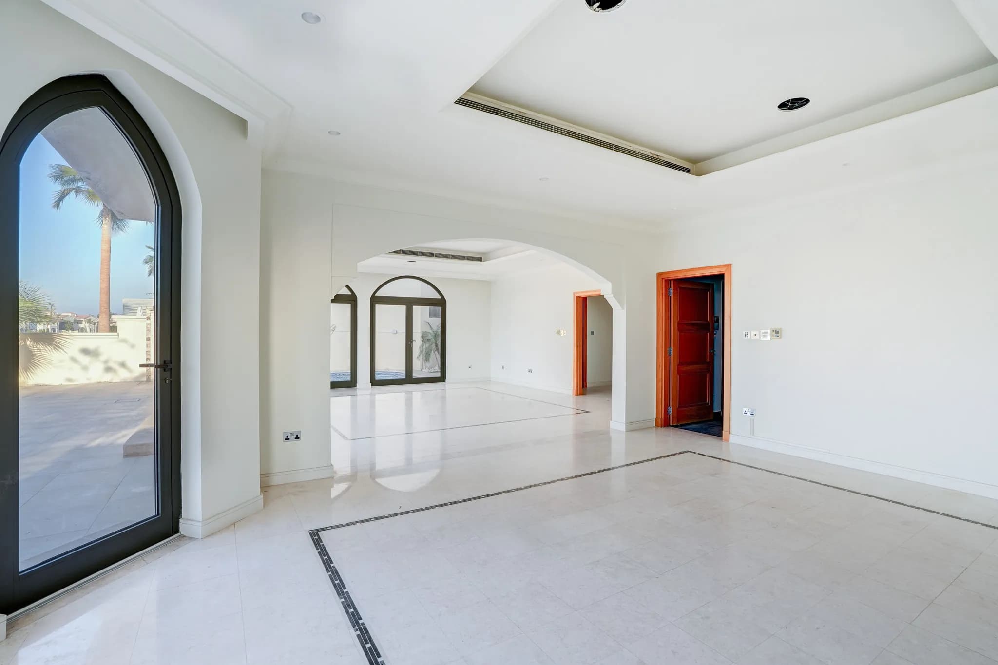 4-bedroom Garden Home for rent on Palm Jumeirah - 19