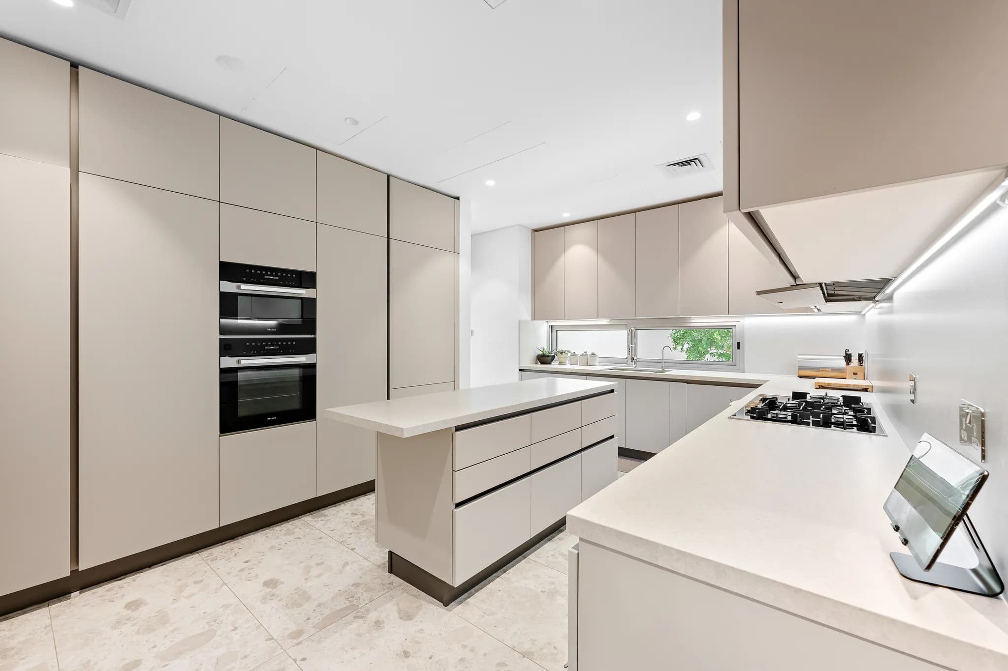 7-bed fully furnished Fairways Vistas villa Dubai Hills - 10