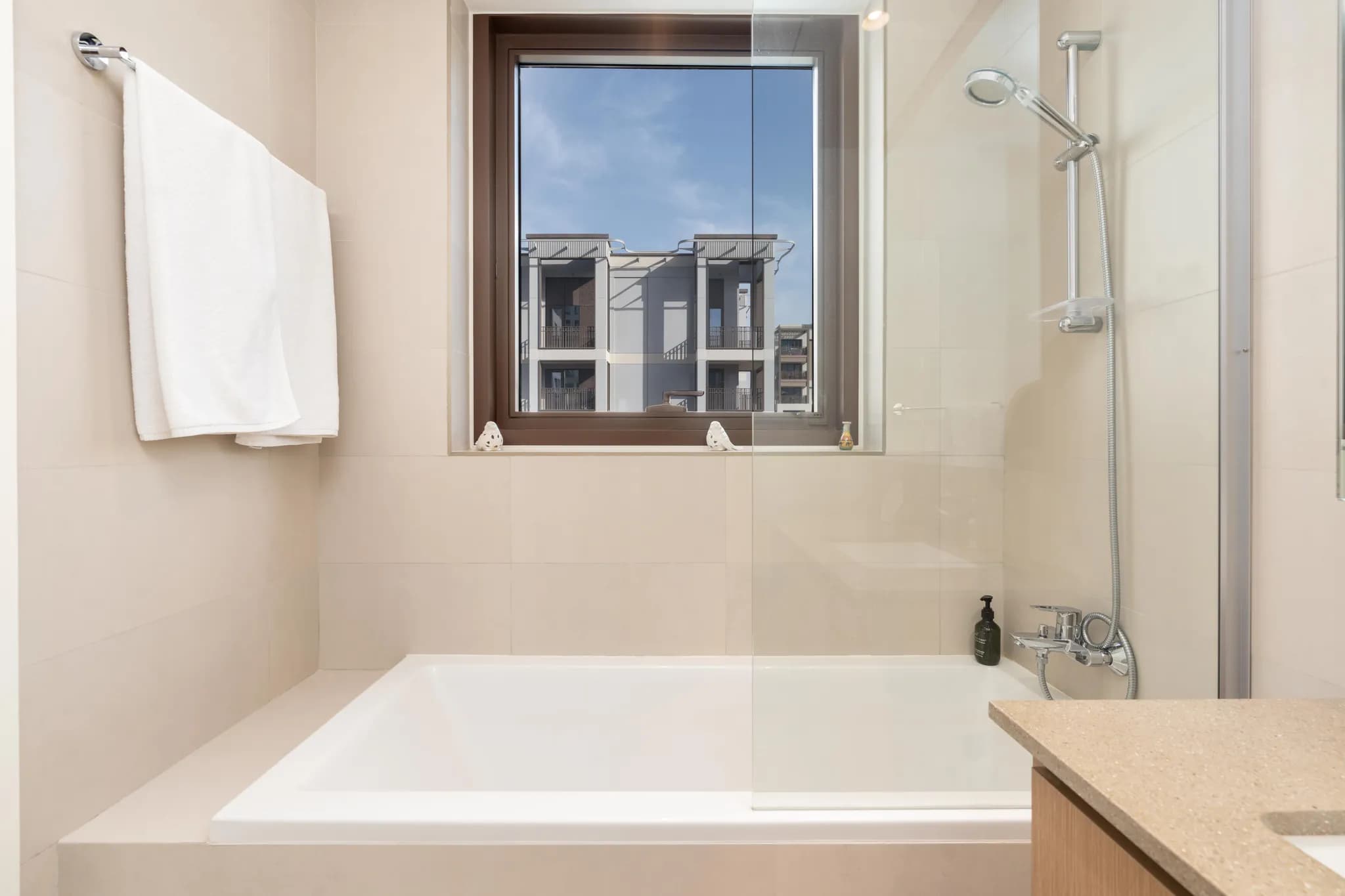3-bed apartment in Creek Beach, Dubai Creek Harbour - 14
