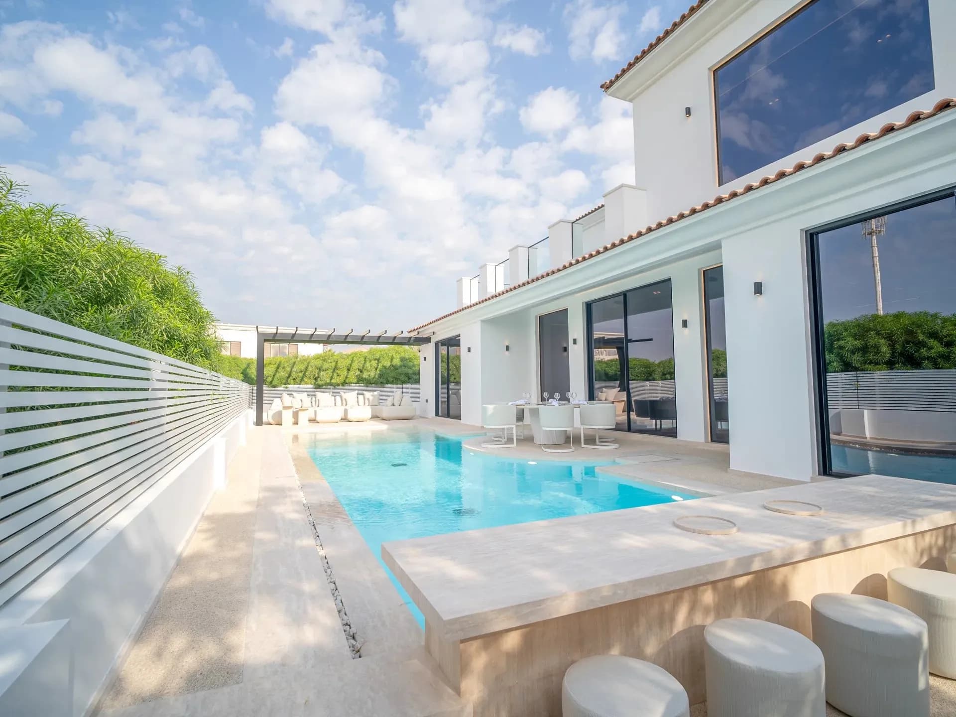 Stunning Brand New Fully Furnished Villa in JGE