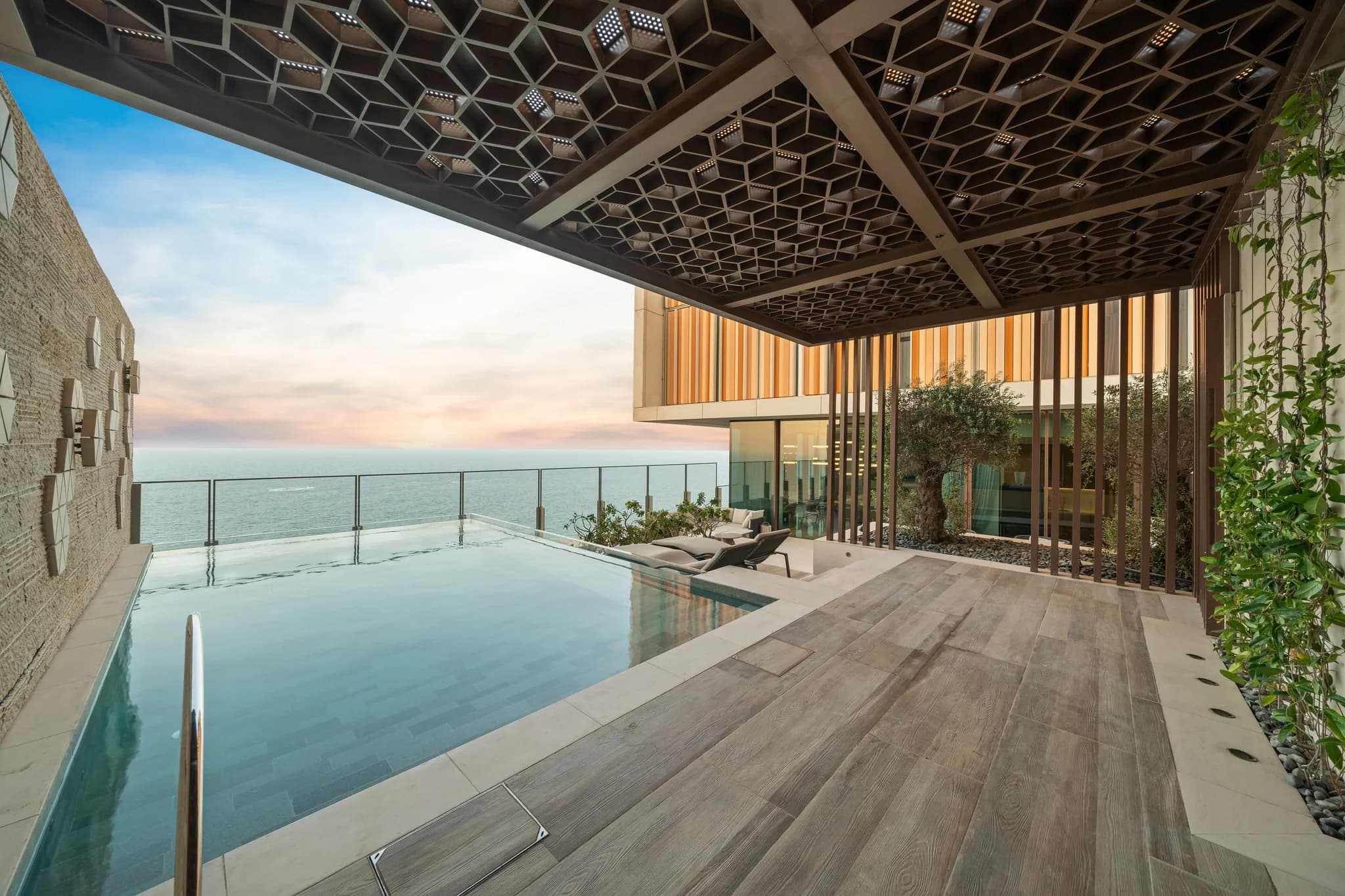 2-bedroom duplex for sale in Atlantis The Royal Residences