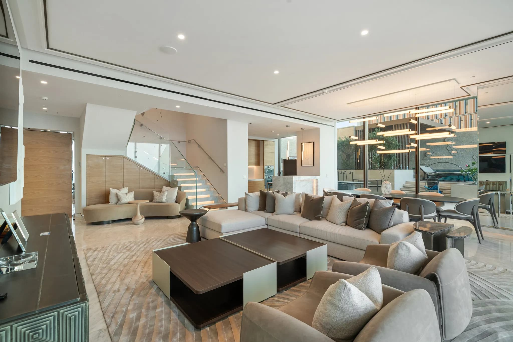 2-bedroom duplex for sale in Atlantis The Royal Residences - 10