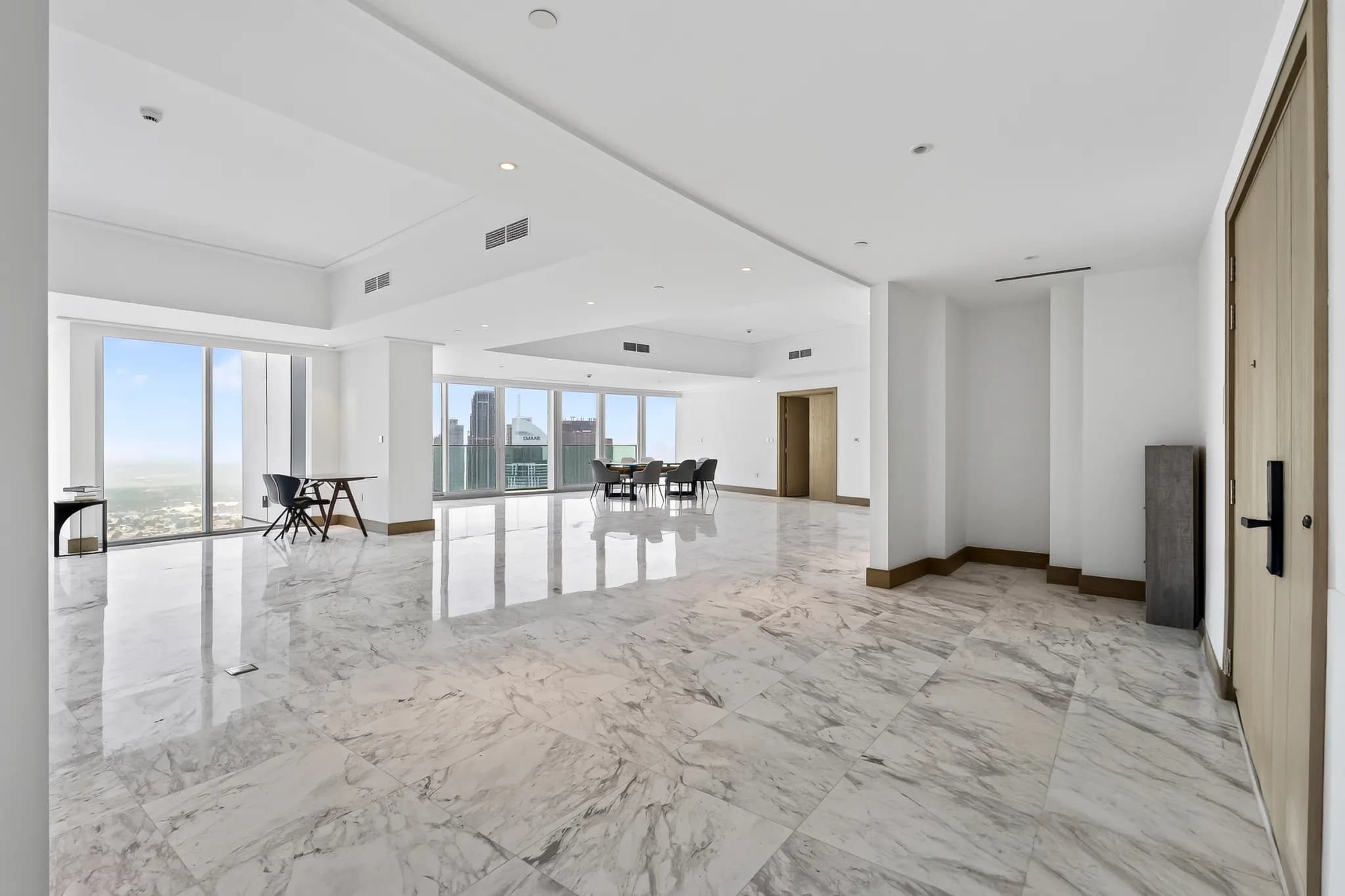 Квартира с 5 спальнями в аренду в Opera Grand Downtown Dubai - 2