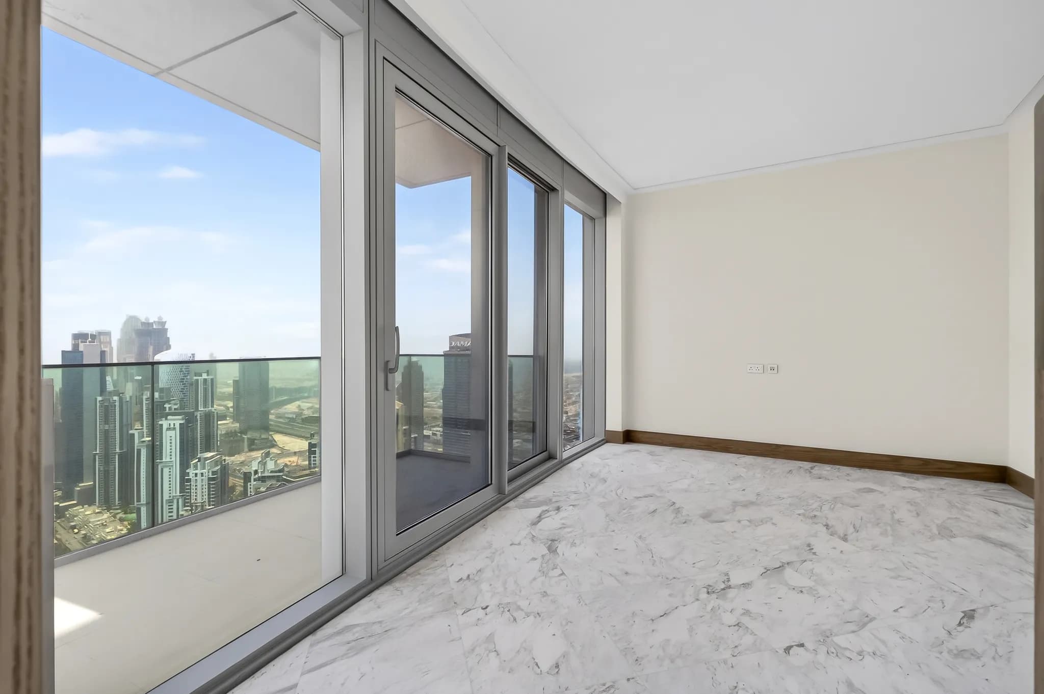 Квартира с 5 спальнями в аренду в Opera Grand Downtown Dubai - 15