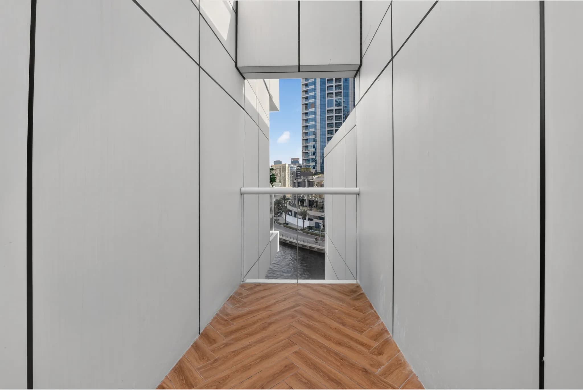 3 bedroom duplex for sale with sea view in Dubai Marina - 25